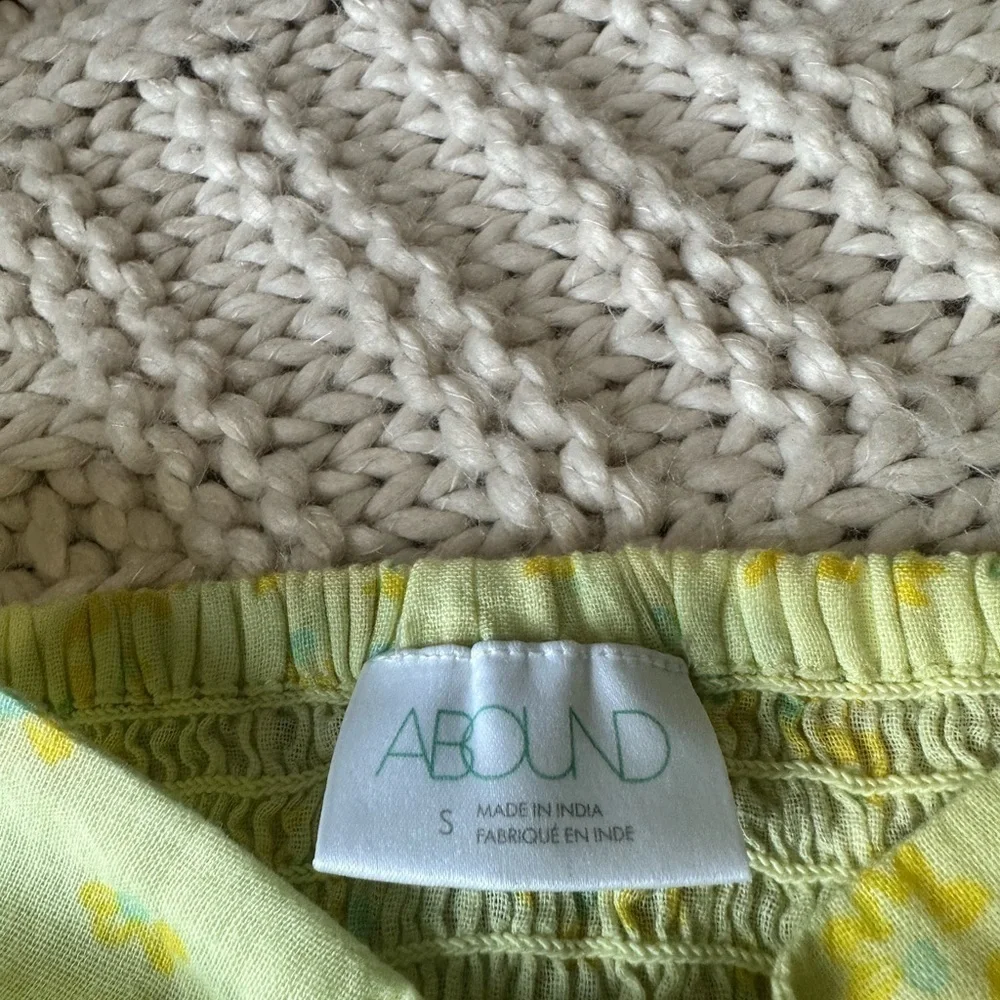 Abound Moxie Green Yellow Floral Top NWT Sz S - Picture 5 of 6